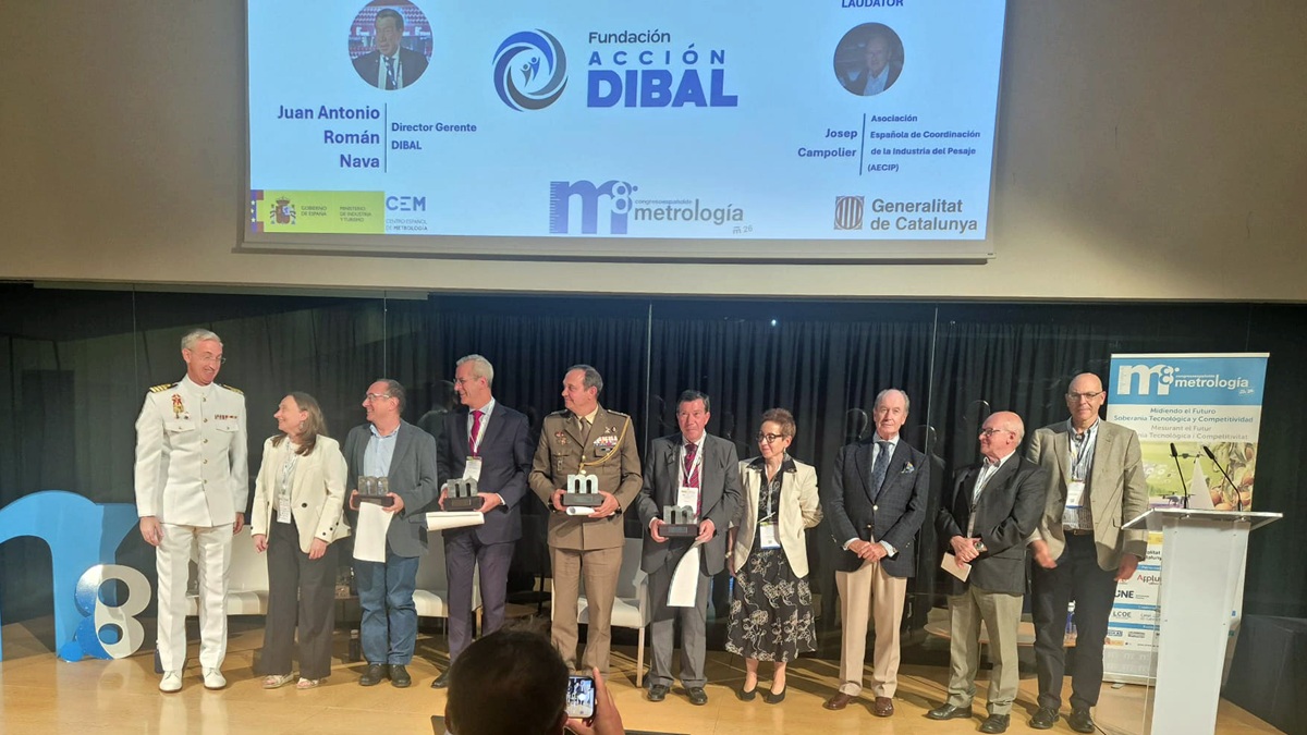 DISTINCION MANUEL CADARSO_DIBAL.jpg